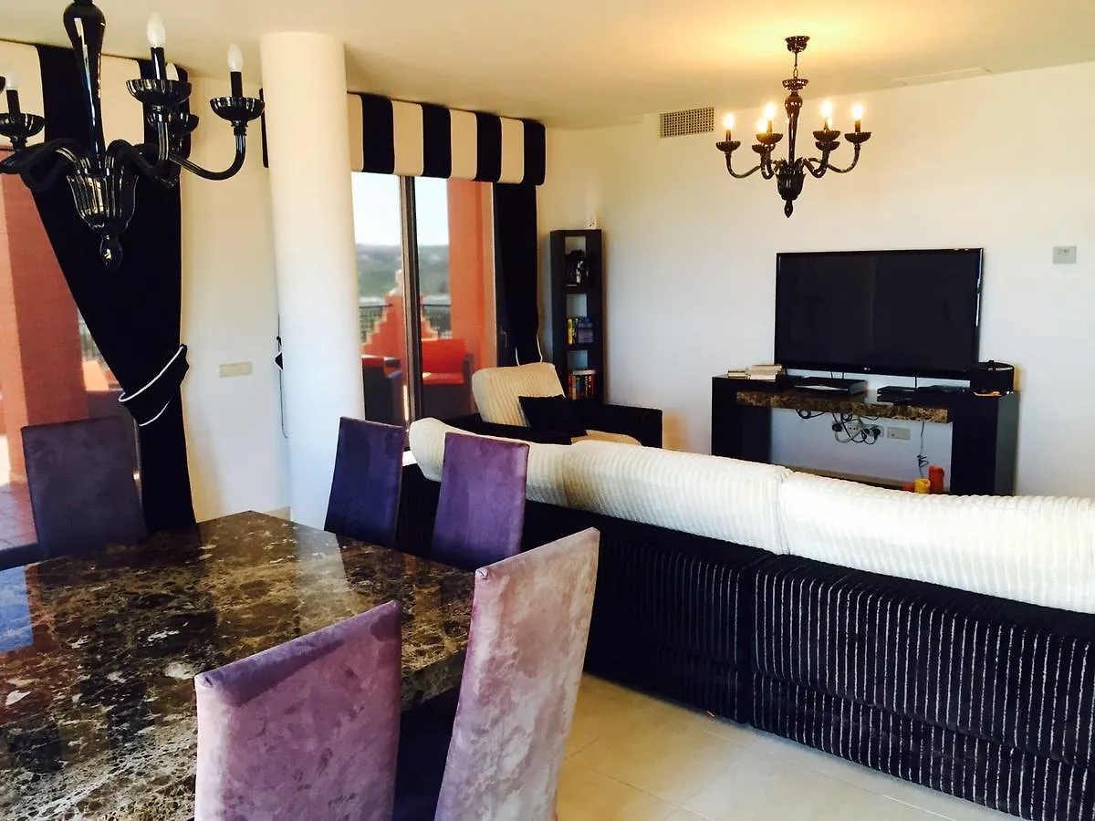 3 Bedroom Duquesa Regent Apartment Manilva Spanien